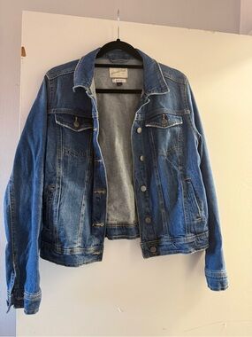 Universal Thread Medium Blue Denim Jacket with Button Front